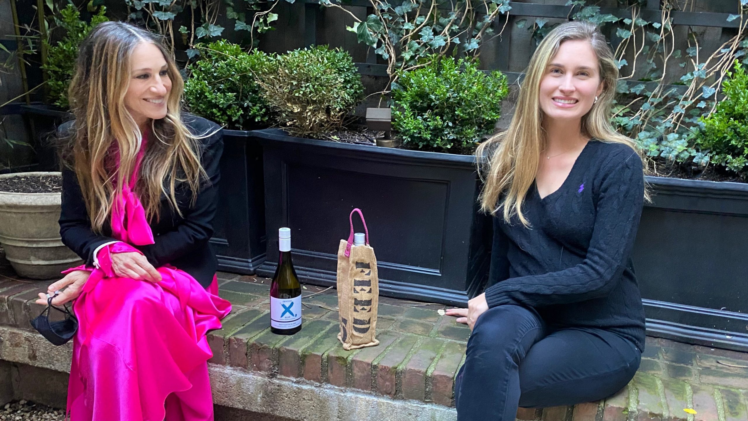 Sarah Jessica Parker Wine Label Invivo X, SJP Partners With Lauren Bush Luren’s FEED Foundation
