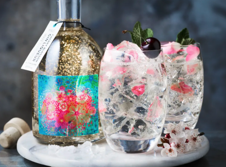 Marks and Spencer's Cherry Blossom Gin Glitter Globe
