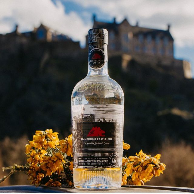 edinburgh castle gin
