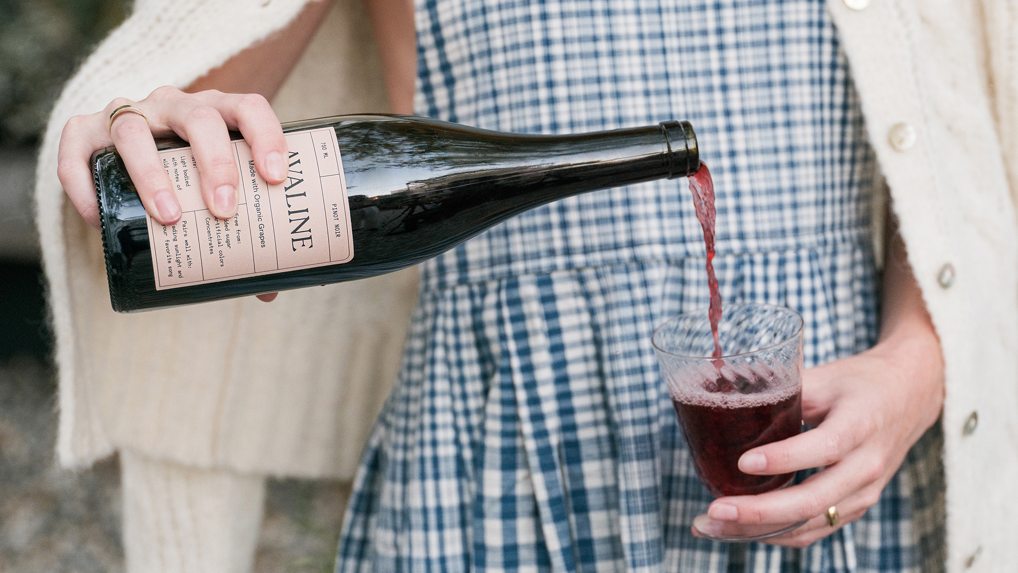 Avaline Debuts Limited-Edition Pinot Noir